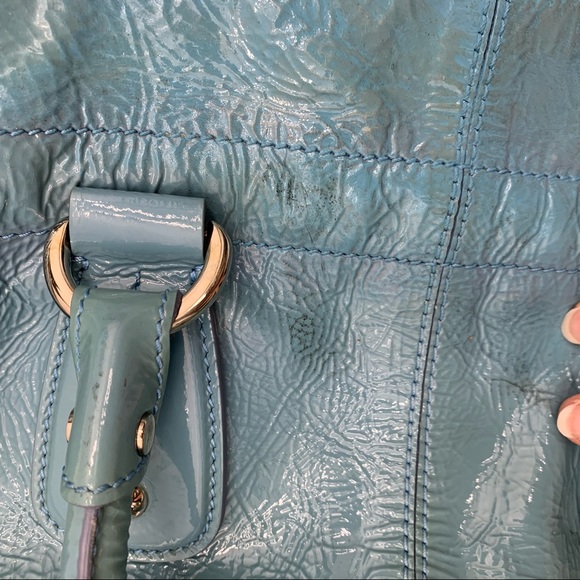 Tod's Vertical Restyled D-Bag Patent Leather Purse - Picture 16 of 16